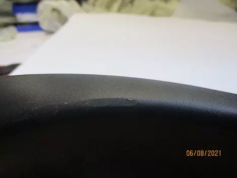 УЦЕНКА, НАКЛАДКА БОКОВОЙ ПОДНОЖКИ, НЕБОЛЬШОЙ СРЕЗ