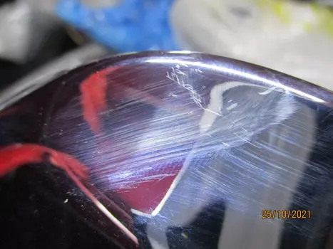 УЦЕНКА,НАКЛАДКА ДВЕРИ БАГАЖНИКА NISSAN TERRANO 14,ЦАРАПИНА НА ХРОМЕ