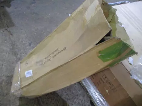 УЦЕНКА, РЕШЕТКА РАДИАТОРА, НЕТОВАРНЫЙ ВИД УПАКОВКИ