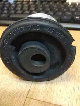 УЦЕНКА, САЙЛЕНТБЛОК РЫЧАГА ПЕР ЗАДНИЙ, НЕТ ОРИГИНАЬНОЙ УПАКОВКИ