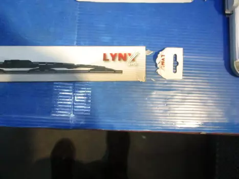 УЦЕНКА, ЩЕТКА СТЕКЛООЧИСТИТЕЛЯ 400 ММ (ГРАФИТ), НЕТОВАРНЫЙ ВИД