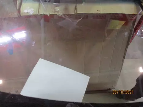 УЦЕНКА,СТЕКЛО ЛОБОВОЕ, TOYOTA CAMRY ACV50 4D SED 2012-(VIN+ПЯТАК+ДД+ОБОГР. ЩЕТОК+МОЛД.+ SOLAR АТЕРМАЛЬНОЕ) BENSON, ЦАРАПИНЫ С ВНУТРЕННЕЙ СТОРОНЫ СТЕКЛА