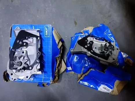 УЦЕНКА, ВОДЯНОЙ НАСОС, НЕ ТОВАРНЫЙ ВИД