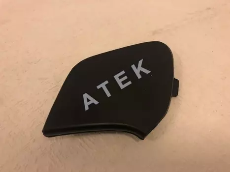 ЗАГЛУШКА КРЮКА ПЕРЕДНЕГО БАМПЕРА FOCUS 15