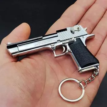 1:3 Мини Desert Eagle Игрушки Оружие Оружие Сплав Брелок Пистолет Металлическая Модель Пистолеты PUBG Игрушечное Оружие Оружие Пистолет Украшение Игрушка