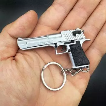 1:4 Металлический игрушечный пистолет Desert Eagle, модель мини-сплавного брелока, реальный вид, коллекция Pubg Prop, креативная подвесная подарочная игрушка для мальчиков и взрослых
