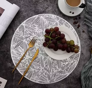 1Pc 38cm Round Hollow Bamboo Leaf Insulation Pad Table Dinner Placemat Home Kitchen Place Mat Wedding Party Decor 38x38cm золотой