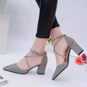 2018 spring and summer new Korean version pointed head thick heel buckle bag heel sandals bag head hollow high heel women s shoes foreign trade 35 чёрный