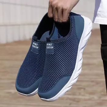 2024 Lightweight Men Casual Shoes Breathable Slip on Male Casual Sneakers Anti-slip Men s Flats Outdoor Walking Shoes Size 38-46 38