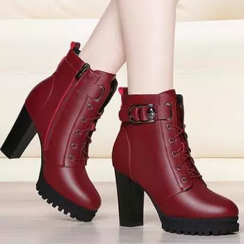 2024 Осень и зима Новые сапоги Martens Модные женские короткие сапоги на платформе и высоком каблуке Женские короткие модные женские сапоги 35 чёрный
