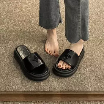 2024 Women Slippers Summer Platform Design Slides 2024 Black Ladies Casual Slippers Indoor Non-slip Slippers Women Flat Sandals 35 чёрный