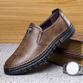2025 Men s Genuine Leather Shoes Summer Breathable Slip on Business Casual Flats Loafers for Men Classic Moccasins Driving Shoes 38