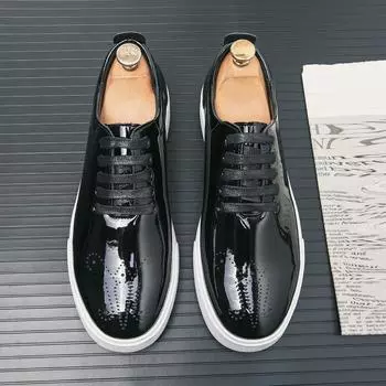 2025 winter New mirror face High Quality Patent Leather Casual Shoes Men s Lace-Up Sneakers Green Carved Designer Leather Shoes 40