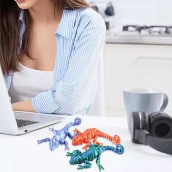 3D Printed Lizard Articulated Chameleon Ornament Desktop Decoration Flexible Animal Figurine Lizard Fidget Toy for Kids Adults Stress Relief C