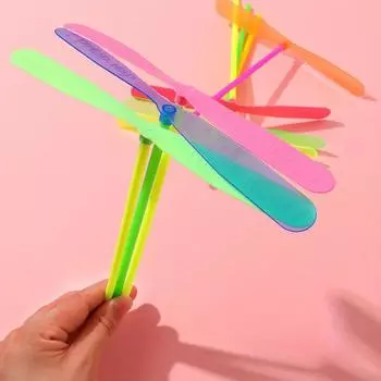 4шт бамбуковая игрушка-вертолет из бамбуковой стрекозы, ручной вертолет из бамбуковой стрекозы, наполнитель для пасхальной корзины, пропеллер для рук, пластиковая игрушка-стрекоза, уличный 4pcs mixed color