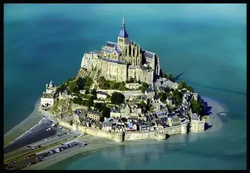 600 Piece Jigsaw Puzzle Mont Saint Michel and Its Bay 9 France Very Small Piece (26x38cm)