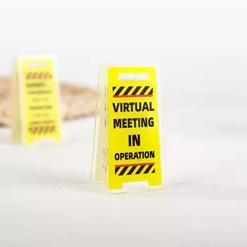 Acrylic Desk Sign Leave Me Alone, I M Busy Humorous Office Decor Unisex Gift For Coworkers Desktop Ticket Clip A9