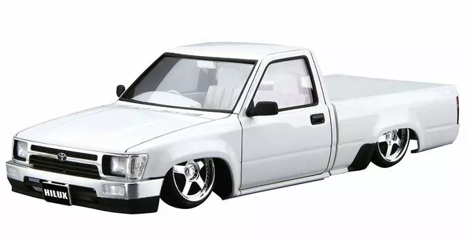 Aoshima Bunka Kyozaisha The Tuned Car Series Toyota RN80 Hilux Custom 1995 Пластиковая модель 1/24 № 41