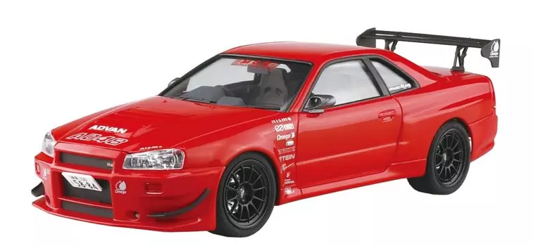 Aoshima Bunka Kyozaisha The Tuned Car Series Nissan MCR BNR34 Skyline 2002 Пластиковая модель 1/24 №71 GT-R