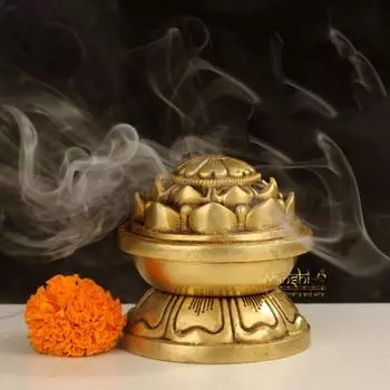 Arts 3,5 дюйма латунь DHUNI, держатель для благовоний, Dhoop Dani, храмовая Дия, курильница, подарок на Дивали, молитвенная лампа, религиозный декор 7 x 7 x 8 cm золотистый