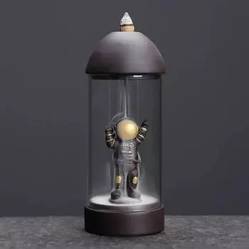 Astronaut Desktop Ornaments, Windproof Backflow Incense Burner, Sandalwood Burner, Incense Censer, Incense Base -Without Incense