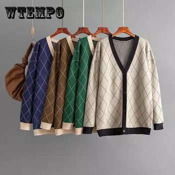 Autumn and Winter Long Sleeved Knitted Sweater V-neck Loose Button Plaid Cardigan Jacket One size чёрный