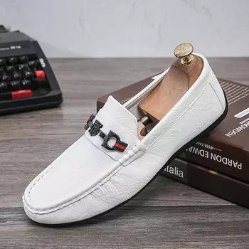 Autumn new casual shoes men s comfortable and breathable loafers fashion Doudou shoes men s versatile lazy shoes men s shoes 38