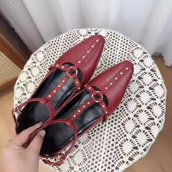 Autumn new pointed one-word buckle belt inner height increase Mary Jane women s shoes versatile red light mouth single shoes autumn 34