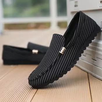 Autumn new shoes men s Korean version trendy men s casual shoes fashion versatile Doudou shoes breathable canvas shoes men 39