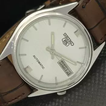 Б/У винтажные мужские часы SEIKO 5 AUTO 7009A из Японии с серебряным механизмом и функцией «день/дата» 593a-a311319-2 SKU593a-a311319