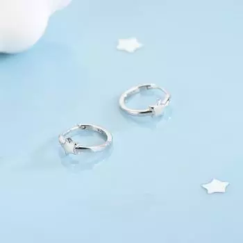 Banyan Tree S925 Sterling Silver Korean-Style Glossy Five-Pointed Star Earrings, Simple and Stylish Design, Single Piece. ES1339 золотой