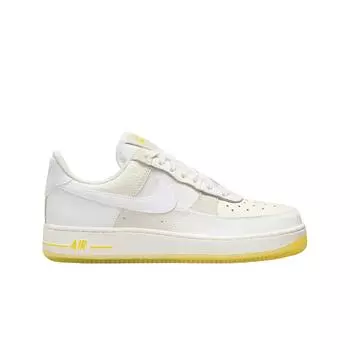 Бело-разноцветные женские кроссовки Nike Air Force 1 07 FQ0709-100