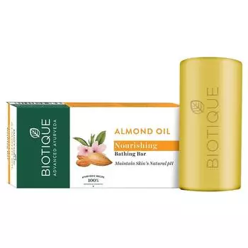 Biotique Bio Питательное мыло с миндальным маслом (150 г)