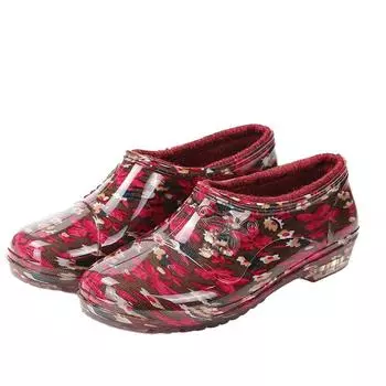 Bold Red Lightweight Construction Unisex Style Oil Resistance Work Shoe Custom Kitchen Shoe 37