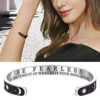 Браслет унисекс Bravery Bangle Sun Moon Star Emboss Fearless English Decoration Enhance