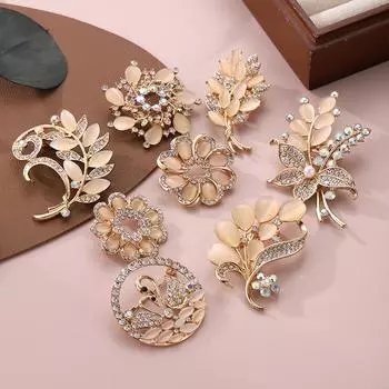 Брошь Premium Niche Accessories Креативная женская мода воротничок булавка Diamond Anti-Light Temperament Corsage