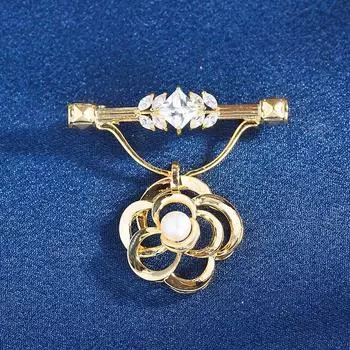 Брошь Xiaoxiangfeng Design с подвеской в виде камелии из пресноводного жемчуга, персонализированная брошь, модная булавка для костюма, женские аксессуары