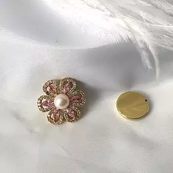 Булавка для воротника с цветком, магнитной пряжкой, циркониевая брошь, элегантная, креативная, разноцветная, лепестковая, креативные, милые аксессуары, корсаж для женщины золотой