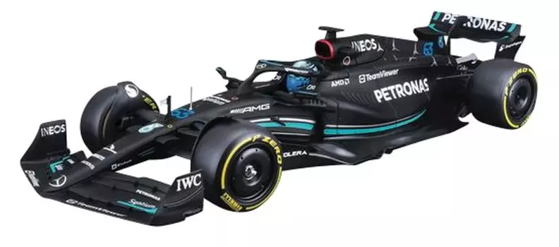 Burago Petronas F1 Team W14 E Performance Russell с водителем Завершенный продукт BUR28028R 1/24 Mercedes-AMG (2023) №63 Г.