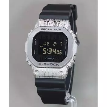 Casio G-Shock Цифровая серия Grunge Камуфляж GM-5600GC-1JF