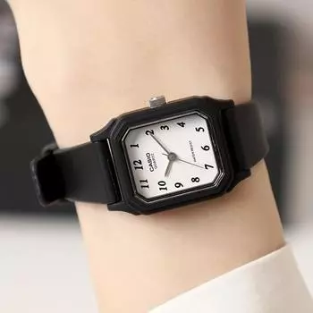 Casio Высокая видимость простой дизайн мини квадратные часы для вступительного экзамена в колледж студента 142 Белый B