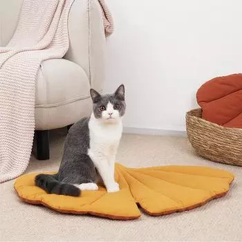 Cat Mattress Leaf Shape Cat Nest Cat and Dog Double-Sided Available Floor Mat Cover Pad Warm and Comfortable Cartoon Cat Bed Ind Leaves