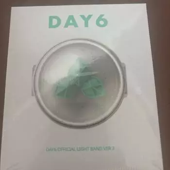 Часы Day6 Made