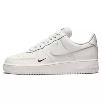 Черные женские кроссовки Nike Air Force 1 07 Essential Sail кремовые HF1058-133 38.5