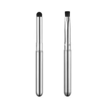 Choose 1 of 2 Studio 17 portable lip brushes 211 flat type