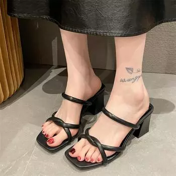Coarse-heeled sandals women s new summer wear in 2025, gentle fairy wind, with high heels and half tows 35