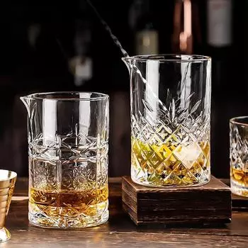 Cocktail Mixing Glass bartender Beaker Cocktail Stirring Glass with Thick Weighted Bottom Professional Bar Beaker Mixing Glass