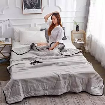 Color Solid Summer Air Conditioned Quilt Bedding For Bedroom Lightweight Gift 150x200cm