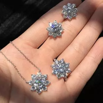 Copper Plated Platinum Korean Version Copper with Zircon Necklace Temperament Snowflake Chain with Snowflake Earrings