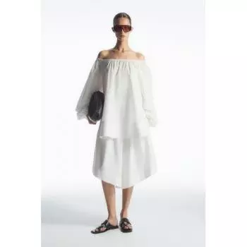 COS Japan собирает широкие шорты white/36